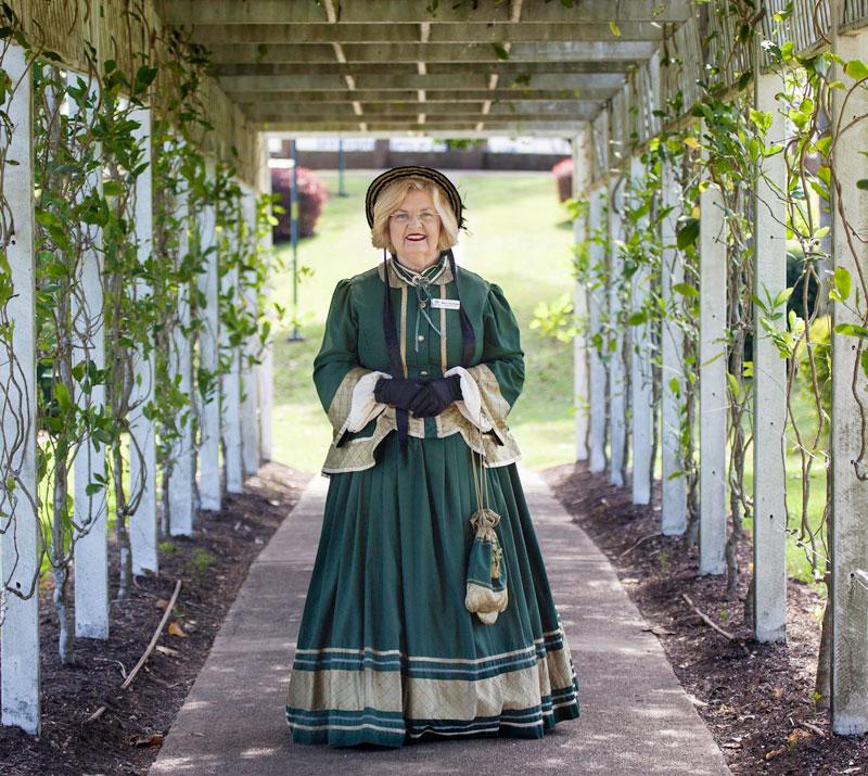 Becoming Mary - Carmel Murdoch