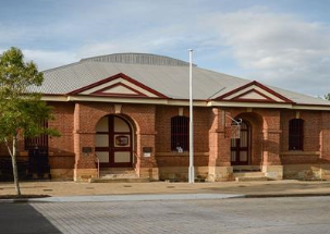 Bond Store Museum