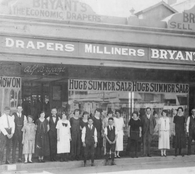 The drapery Men