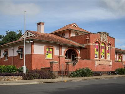 Customs house